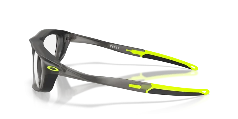 Oakley OX8215  821502